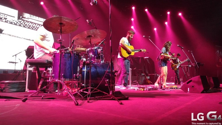 Angus & Julia Stone at Beirut Holidays 